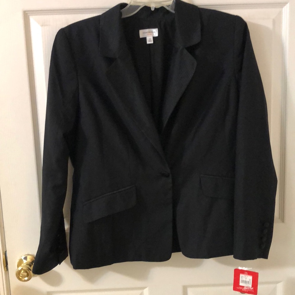 Isaac Mizrahi Black jacket. Size 18. New with tags.